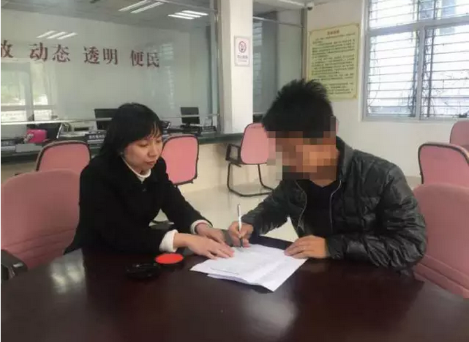 石狮人口状况_人口老龄化(2)